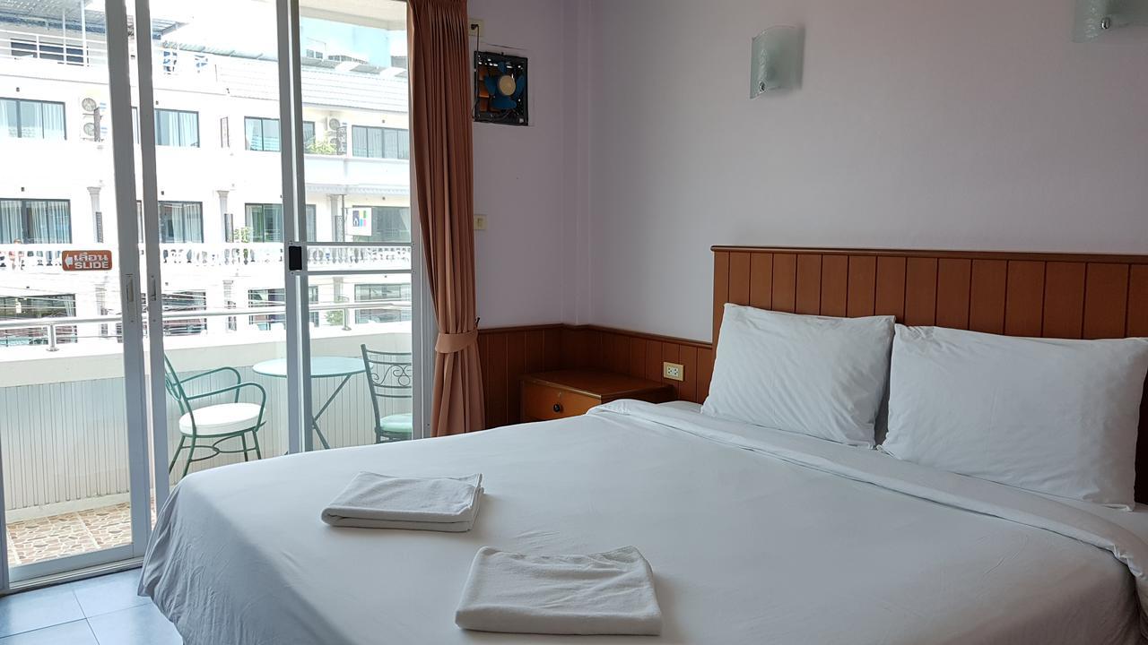 Cha-Am Fish Star Hotel Exterior photo